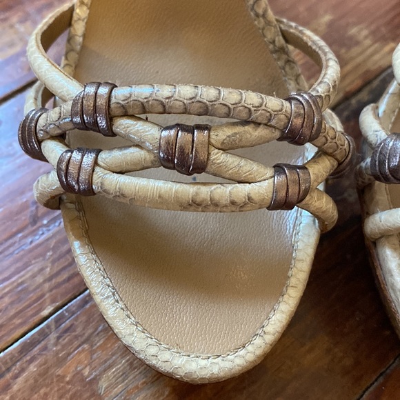 Ellie Tahari Python print nude and tan platform strappy sandal heels - Picture 9 of 10